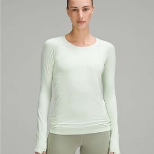 Lululemon Swiftly Tech Long-Sleeve Shirt 2.0
Kohlrabi Green, Size 8